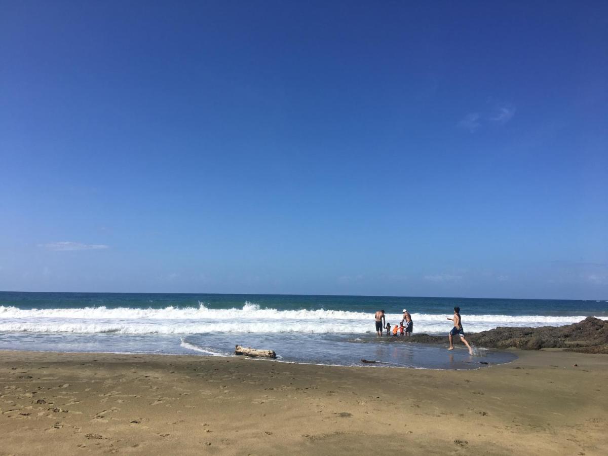 Gigi Brown Villa Paparazzi Beachfront Puerto Viejo de Talamanca Luaran gambar